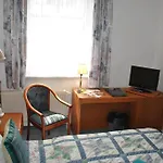 Parkhotel Garni Hotel 3*