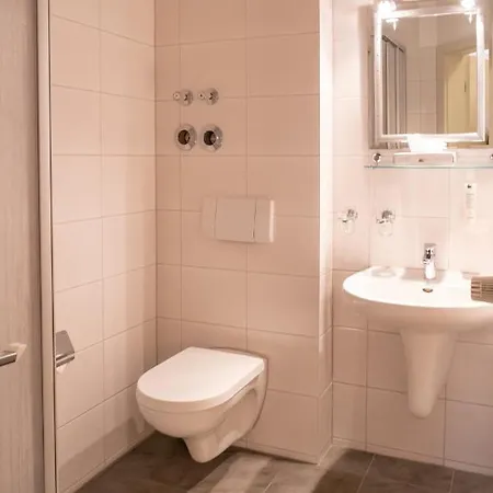 Parkhotel Garni Szálloda Neustadt