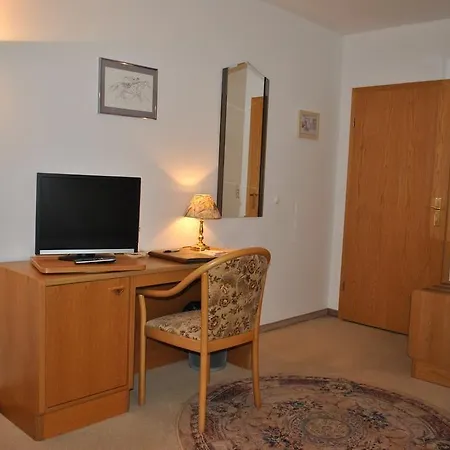 Szálloda Parkhotel Garni Neustadt